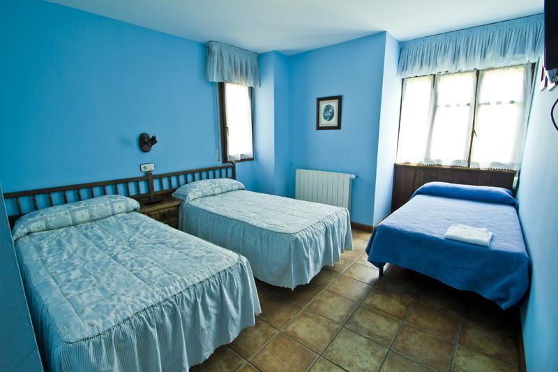 Hospedaje Granada San Vicente De La Barquera Camera foto